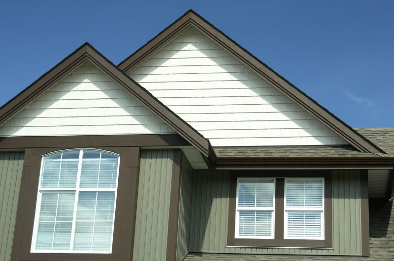 Vertical Vinyl Siding Repair